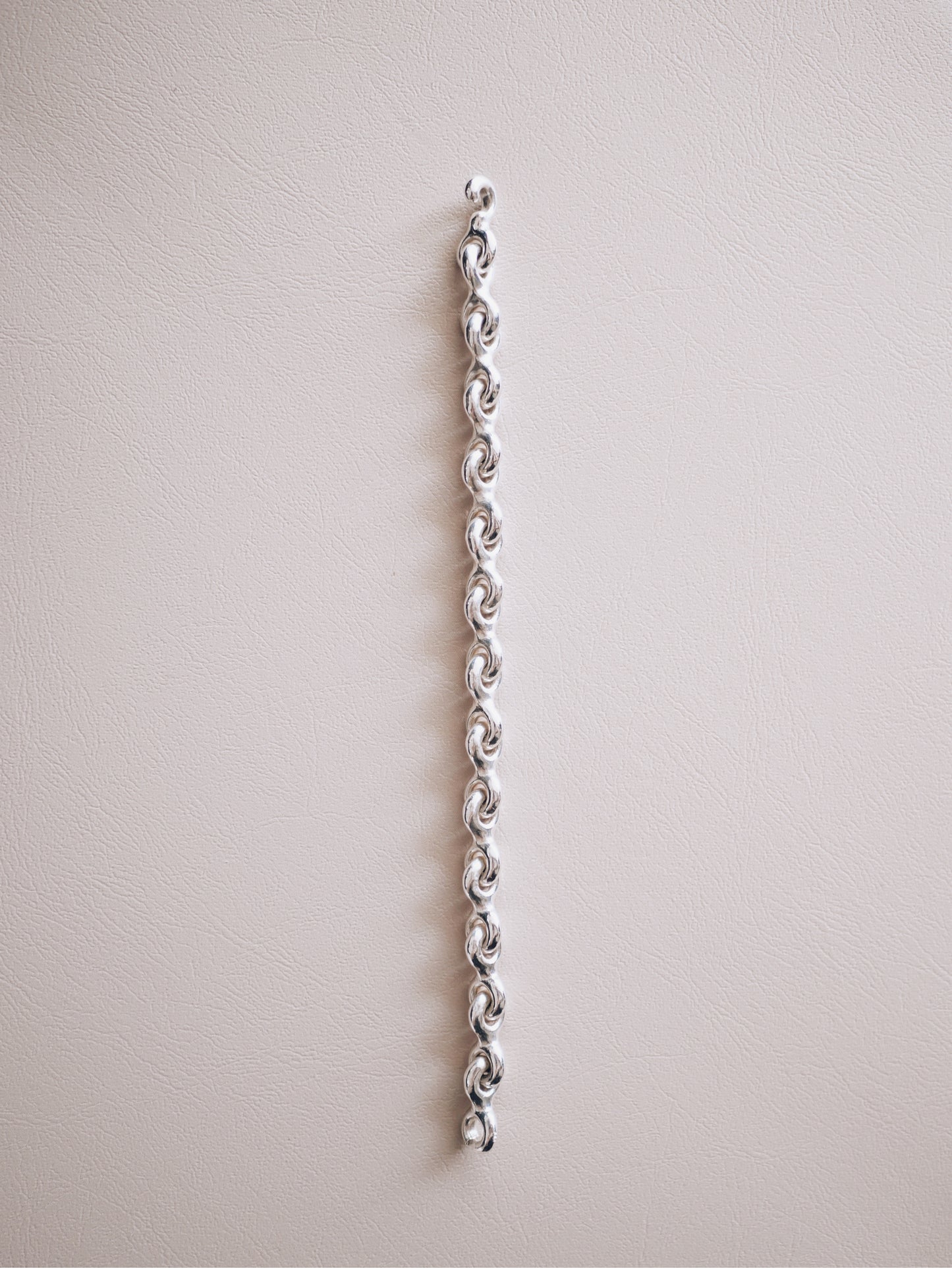 ST chain bracelet