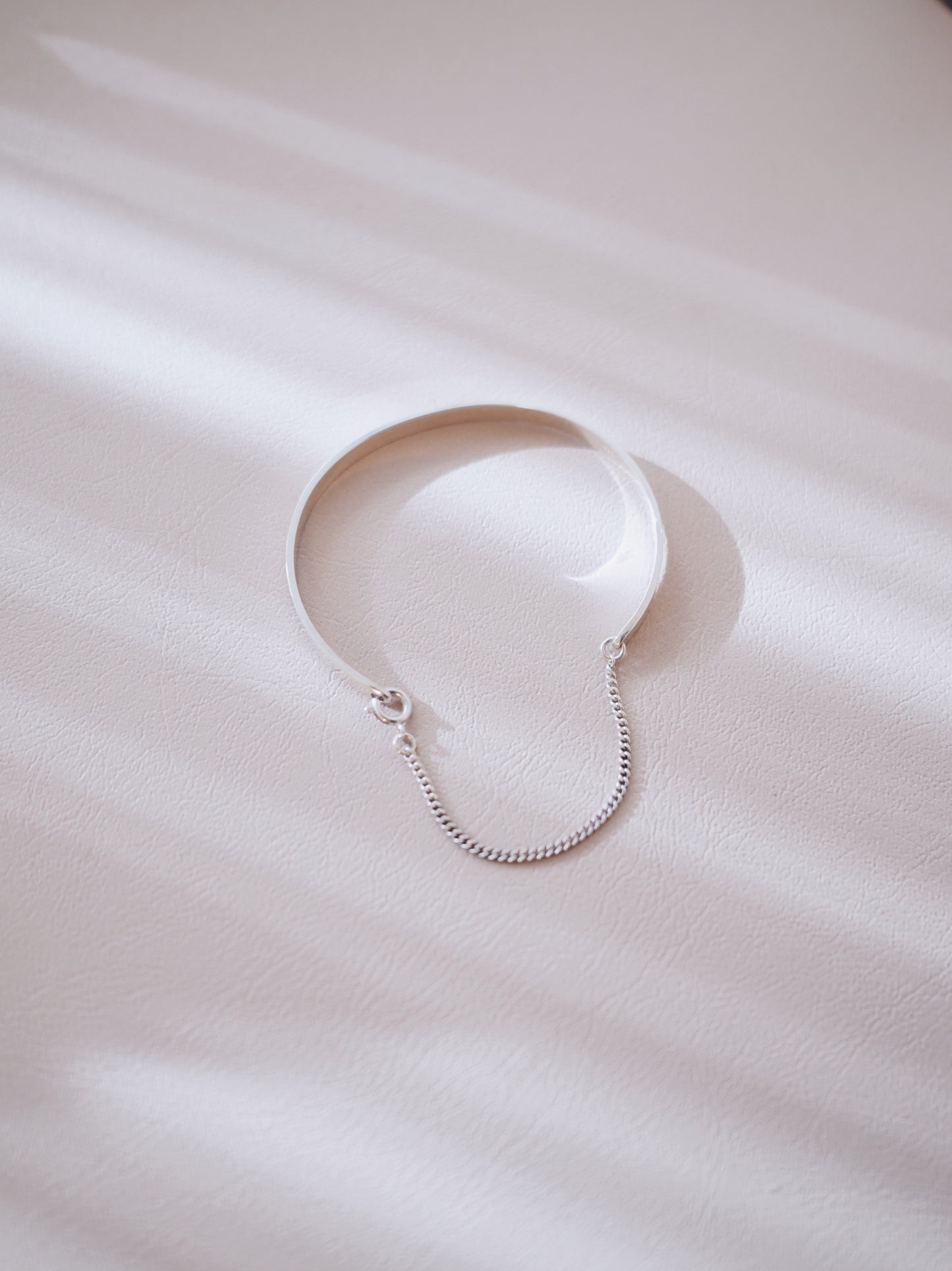 Segment bangle