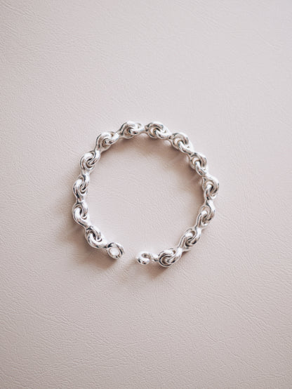 ST chain bracelet