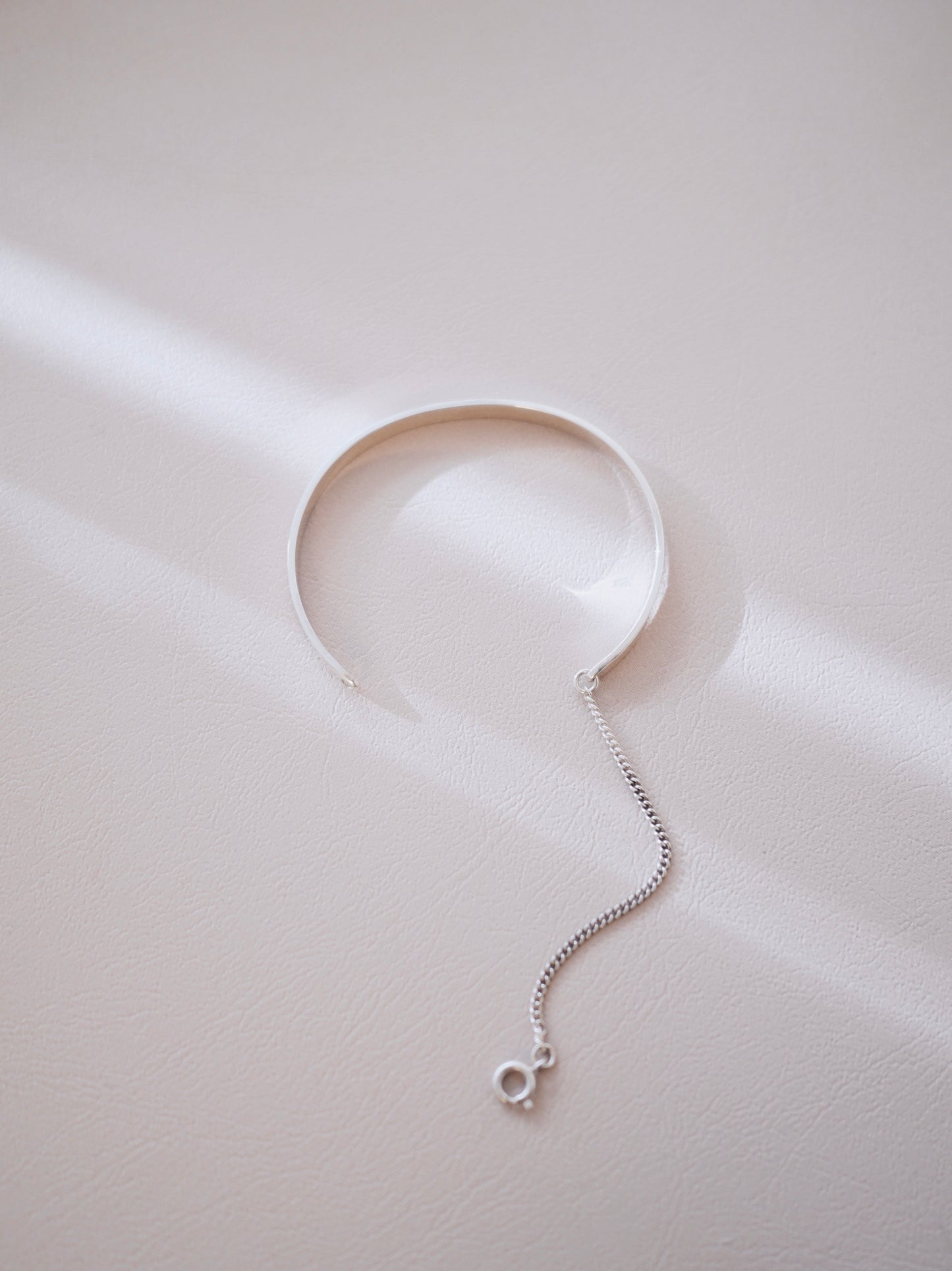 Segment bangle