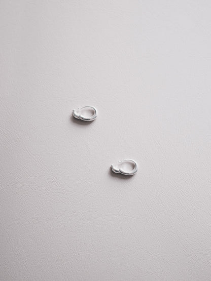 Ellipse hoop earrings