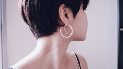 Tail earrings L